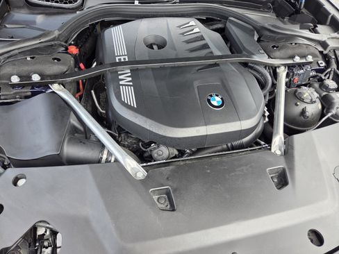 Certified 2023 BMW 740i RWD image 17