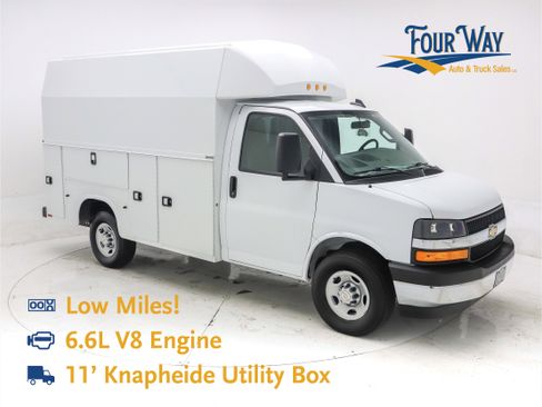 Used 2024 Chevrolet Express 3500 w/ Power Convenience Package image 1