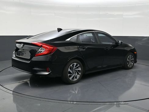 Used 2017 Honda Civic EX image 5