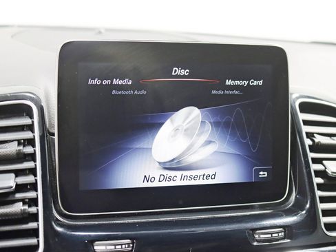 Used 2018 Mercedes-Benz GLE 350 4MATIC w/ Premium 2 Package image 23