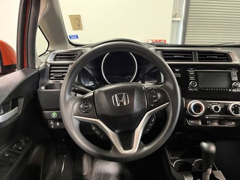 Used 2018 Honda Fit LX image 21