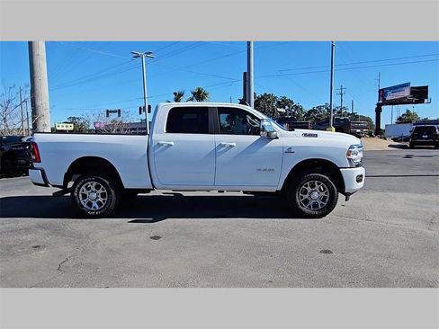 Used 2024 RAM 2500 Laramie w/ Safety Group image 34