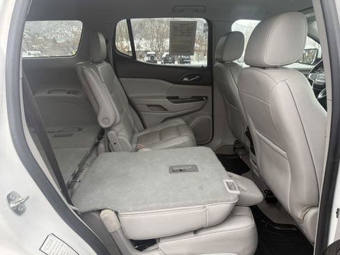 Used 2018 GMC Acadia SLT image 33