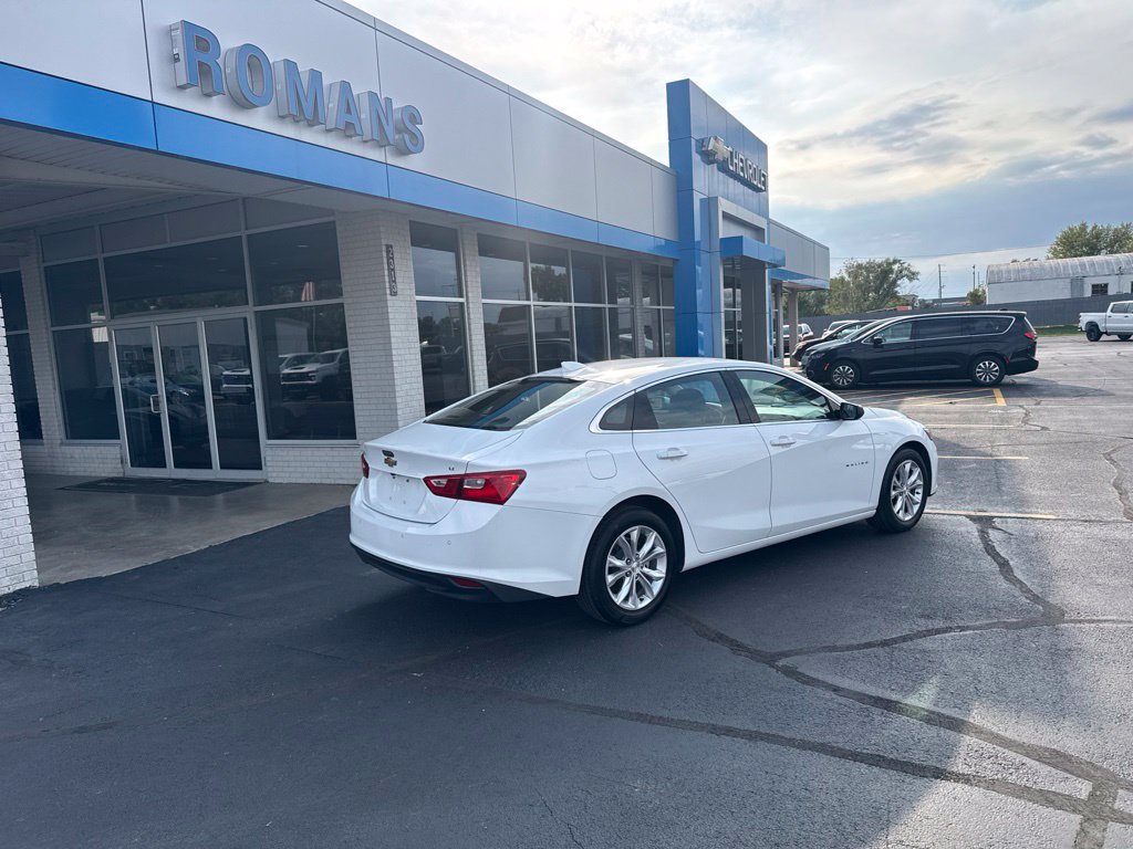 Used 2024 Chevrolet Malibu LT FWD image 4