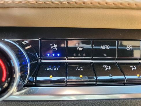New 2026 Chevrolet Equinox ACTIV w/ Convenience Package III AWD/4WD image 20