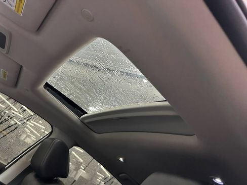 Certified 2024 Honda HR-V EX-L image 14