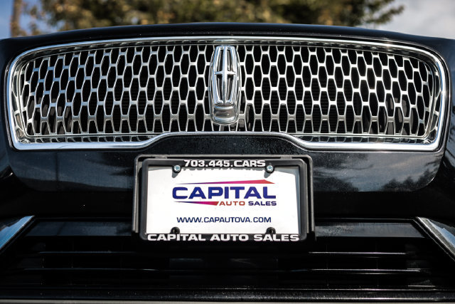 Used 2019 Lincoln Nautilus Premier AWD/4WD image 13