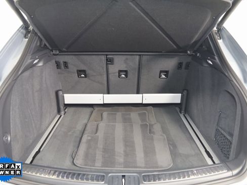 Used 2022 Porsche Macan image 58