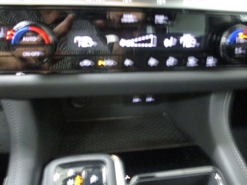New 2026 GMC Sierra 2500 Denali Ultimate AWD/4WD image 41