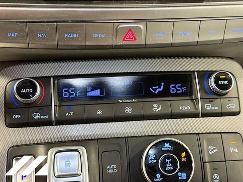 Used 2021 Hyundai Palisade SEL w/ Premium Package AWD/4WD image 18