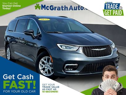 Used 2022 Chrysler Pacifica Touring-L