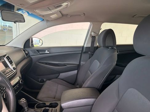 Used 2017 Hyundai Tucson SE w/ SE Popular Package 02 FWD image 10