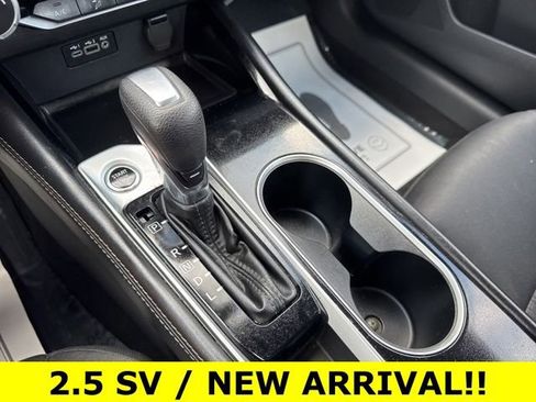 Used 2023 Nissan Altima 2.5 SV image 15