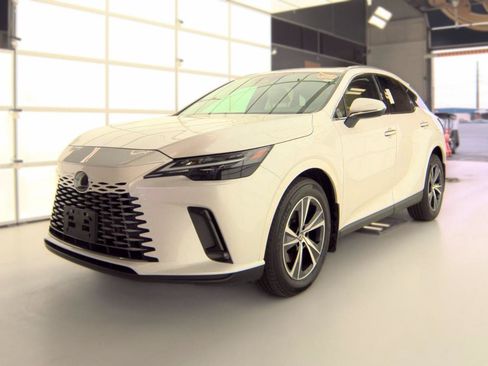 Used 2023 Lexus RX 350 Premium w/ Cold Area Package AWD/4WD image 5