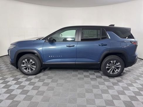 New 2026 Chevrolet Equinox LT w/ Convenience Package II AWD/4WD image 6