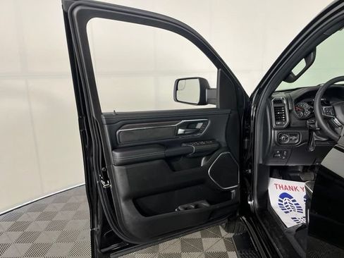 Used 2026 RAM 1500 Laramie AWD/4WD image 15