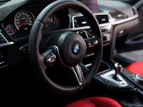 Used 2017 BMW M3 RWD image 20