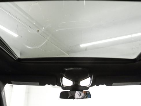 Used 2023 BMW i4 eDrive35 RWD image 11
