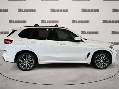 Used 2022 BMW X5 xDrive40i w/ M Sport Package AWD/4WD image 6