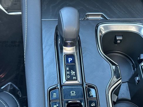 Certified 2024 Lexus RX 350 w/ Luxury Package image 18