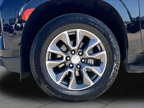 Used 2023 Chevrolet Tahoe LT w/ Luxury Package RWD image 11