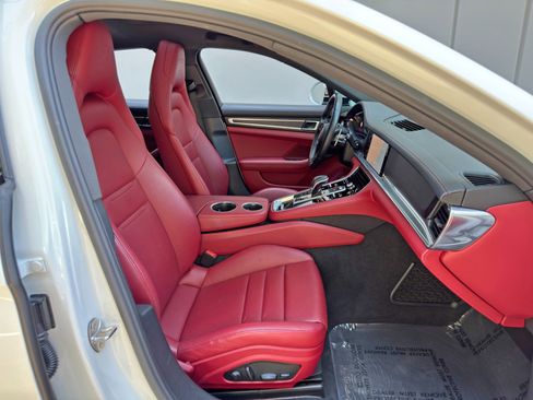 Used 2023 Porsche Panamera Platinum Edition RWD image 16