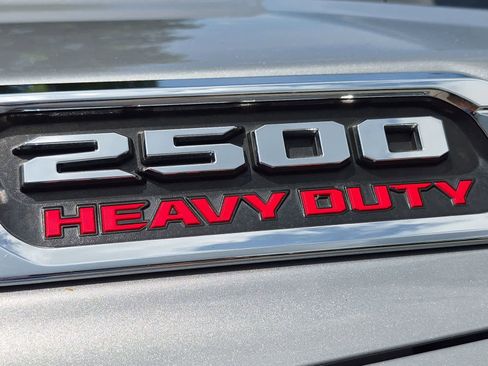 Used 2022 RAM 2500 Laramie AWD/4WD image 13