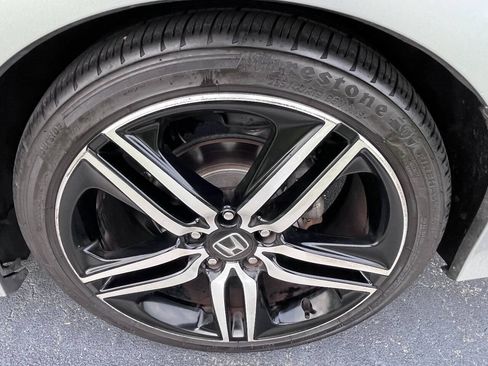 Used 2017 Honda Accord Touring image 20