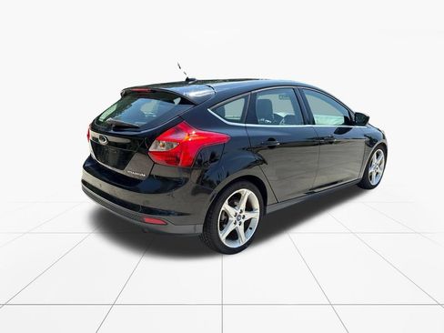 Used 2012 Ford Focus Titanium FWD image 8