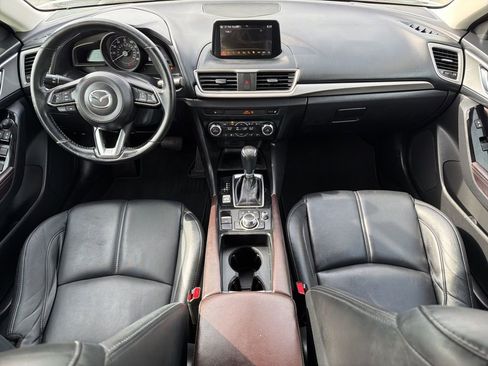 Used 2018 MAZDA MAZDA3 Touring image 21