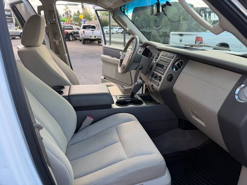Used 2011 Ford Expedition EL XL w/ HD Trailer Tow Pkg image 13