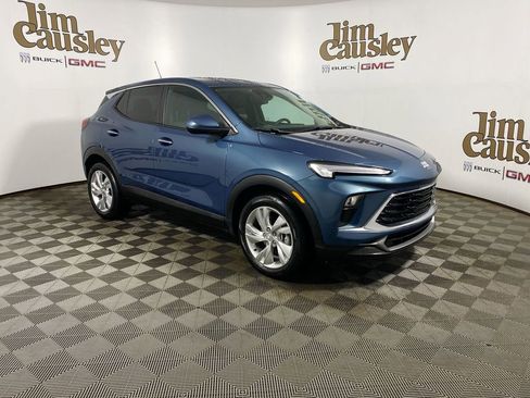 Certified 2024 Buick Encore GX Preferred image 1