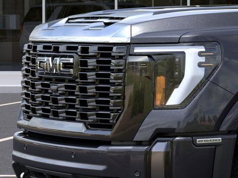 New 2026 GMC Sierra 2500 Denali Ultimate AWD/4WD image 13