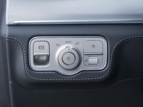 New 2026 Mercedes-Benz GLS 580 4MATIC image 45