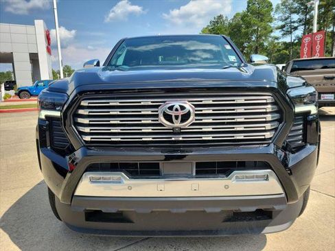 Certified 2026 Toyota Tacoma Limited AWD/4WD image 4