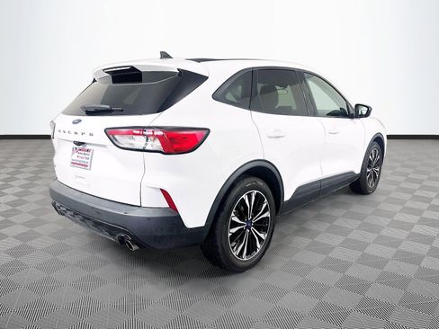 Used 2022 Ford Escape SE w/ SE Sport Appearance Package FWD image 7