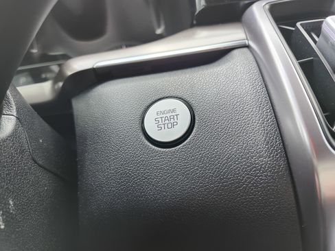 Used 2022 Kia Sorento S FWD image 8