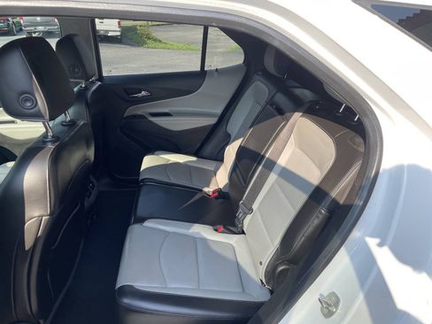 Used 2018 Chevrolet Equinox Premier FWD image 8