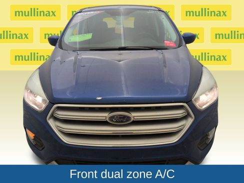 Used 2017 Ford Escape SE image 13