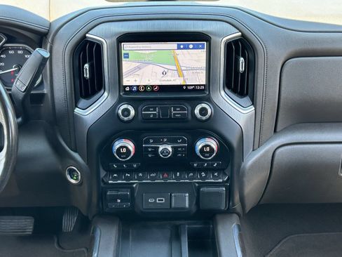 Certified 2019 GMC Sierra 1500 Denali w/ Denali Ultimate Package AWD/4WD image 18