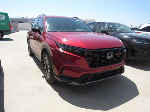 Used 2026 Honda CR-V TrailSport image 2