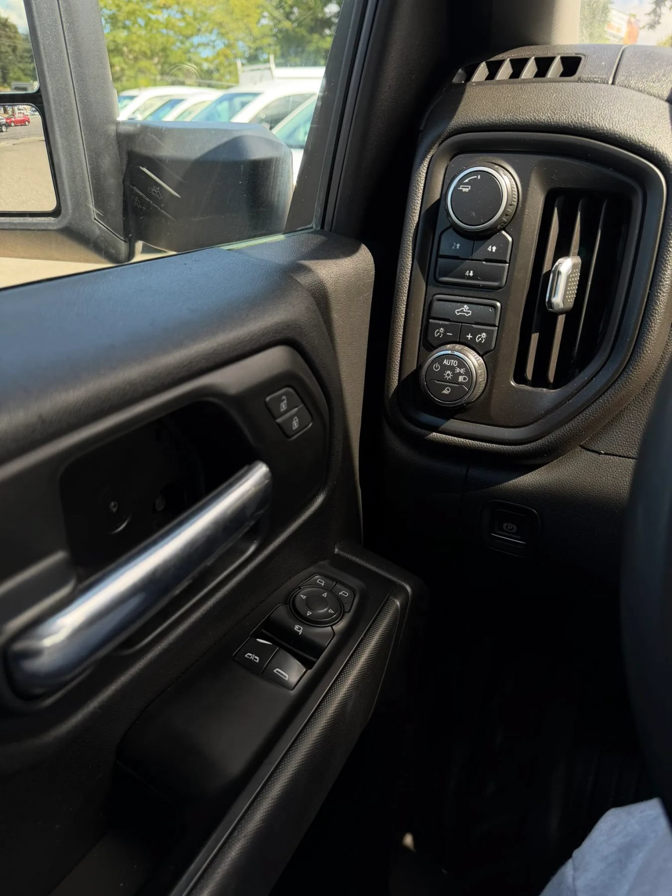 Used 2020 Chevrolet Silverado 2500 W/T w/ WT Convenience Package AWD/4WD image 21