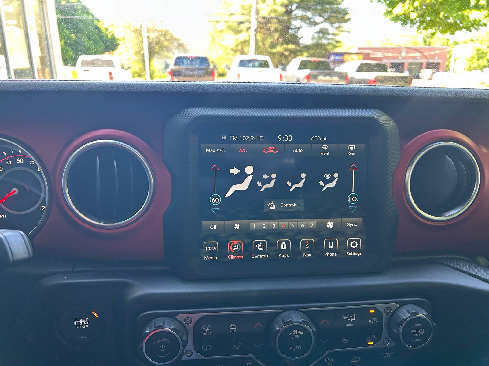 Used 2021 Jeep Gladiator Rubicon w/ Uconnect 4C Nav & Sound Group AWD/4WD image 16