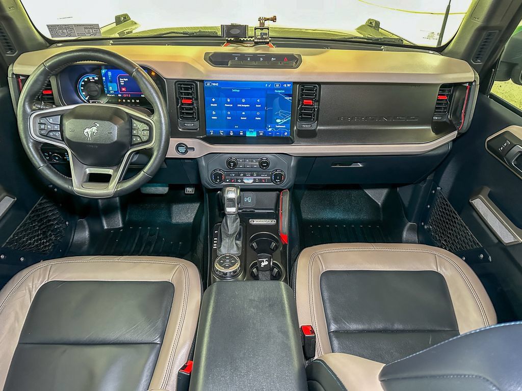 Used 2022 Ford Bronco Wildtrak AWD/4WD image 30