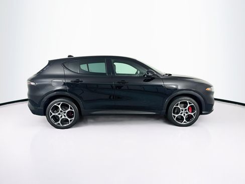 Used 2024 Alfa Romeo Tonale Veloce AWD/4WD image 10