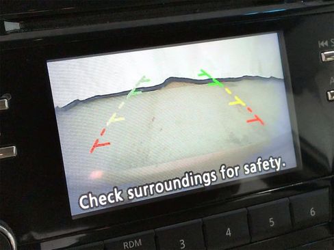 Used 2015 Nissan Altima 2.5 SV image 29