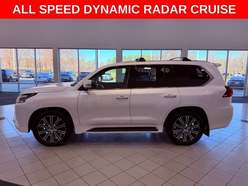 Used 2019 Lexus LX 570 570 LUXURY/MARK LEV/HEAD UP/36 image 4