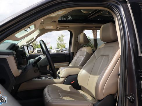Used 2024 Ford Expedition Max Limited AWD/4WD image 11