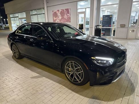 Used 2021 Mercedes-Benz E 350 Sedan image 3