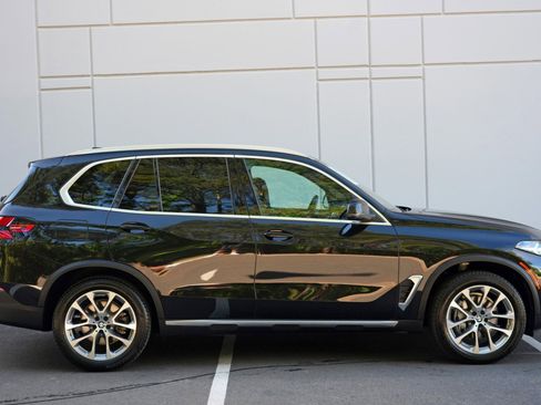 Used 2024 BMW X5 sDrive40i w/ Parking Assistance Package RWD image 58